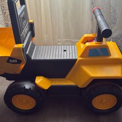 Cat Dump Truck With Lights And Sounds