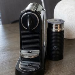  Nespresso Coffee Machine with Milk Frother