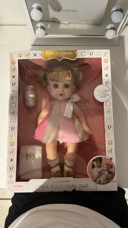 FAO Schwarz Drink & Wet Baby Doll