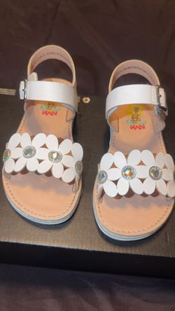 Sandalias de niña