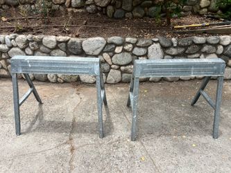 Aluminum saw horse