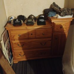 Beautiful Handcrafted Amish Made Dresser.