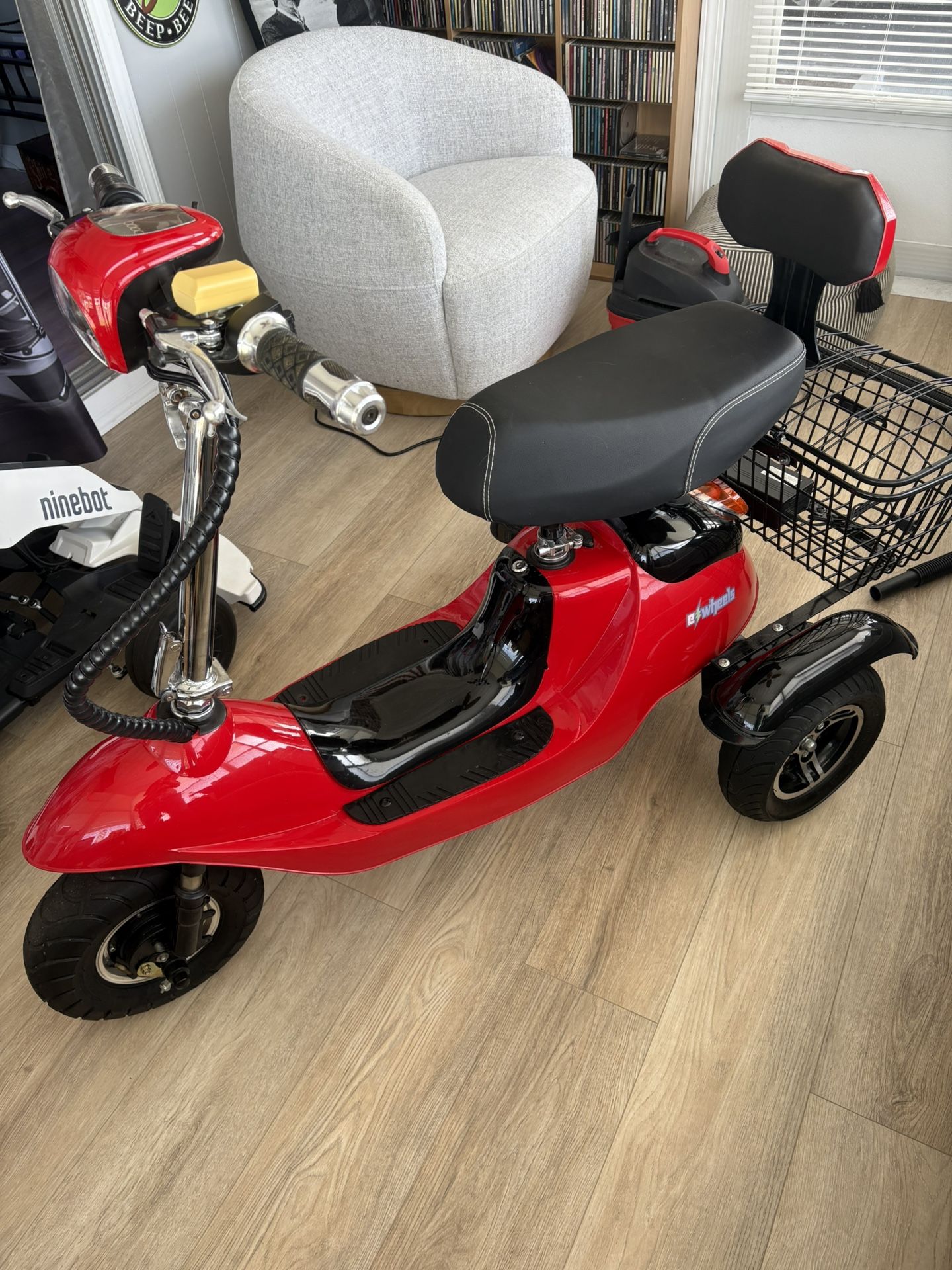 Ewheels EW19 Scooter - As Is - Parts/Repair