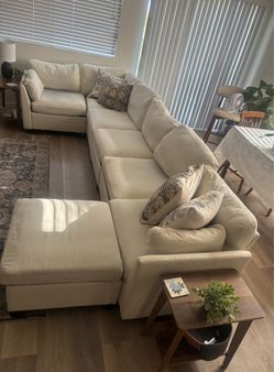 Customizing sectional sofa