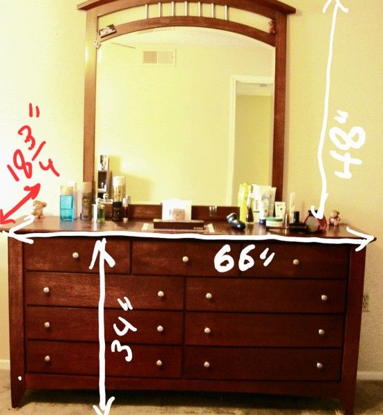Dresser With Mirror