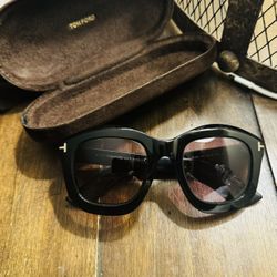 Authentic Tom Ford sunglasses 🕶️ 