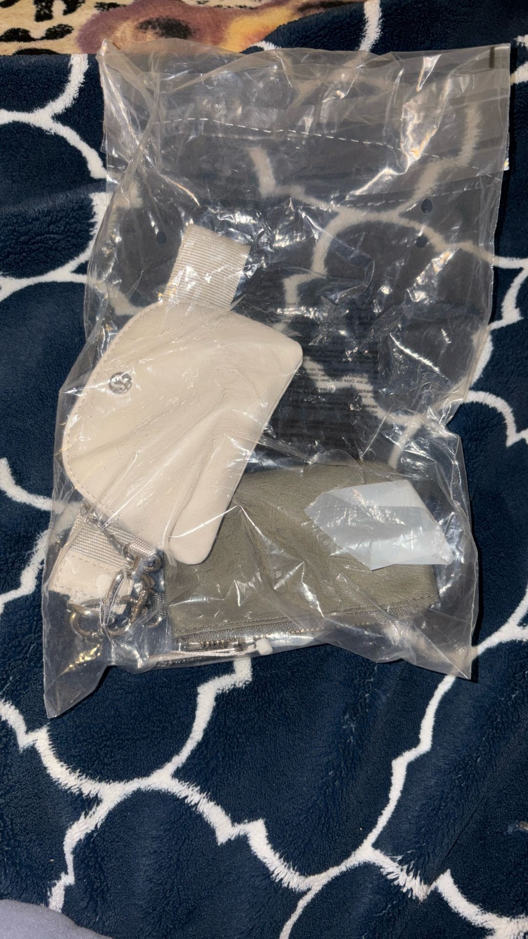 Lululemon Dual Pouch Wristlet