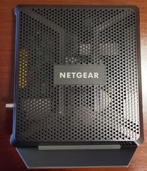 Netgear Nighthawk AC1900 Cable Modem + Router