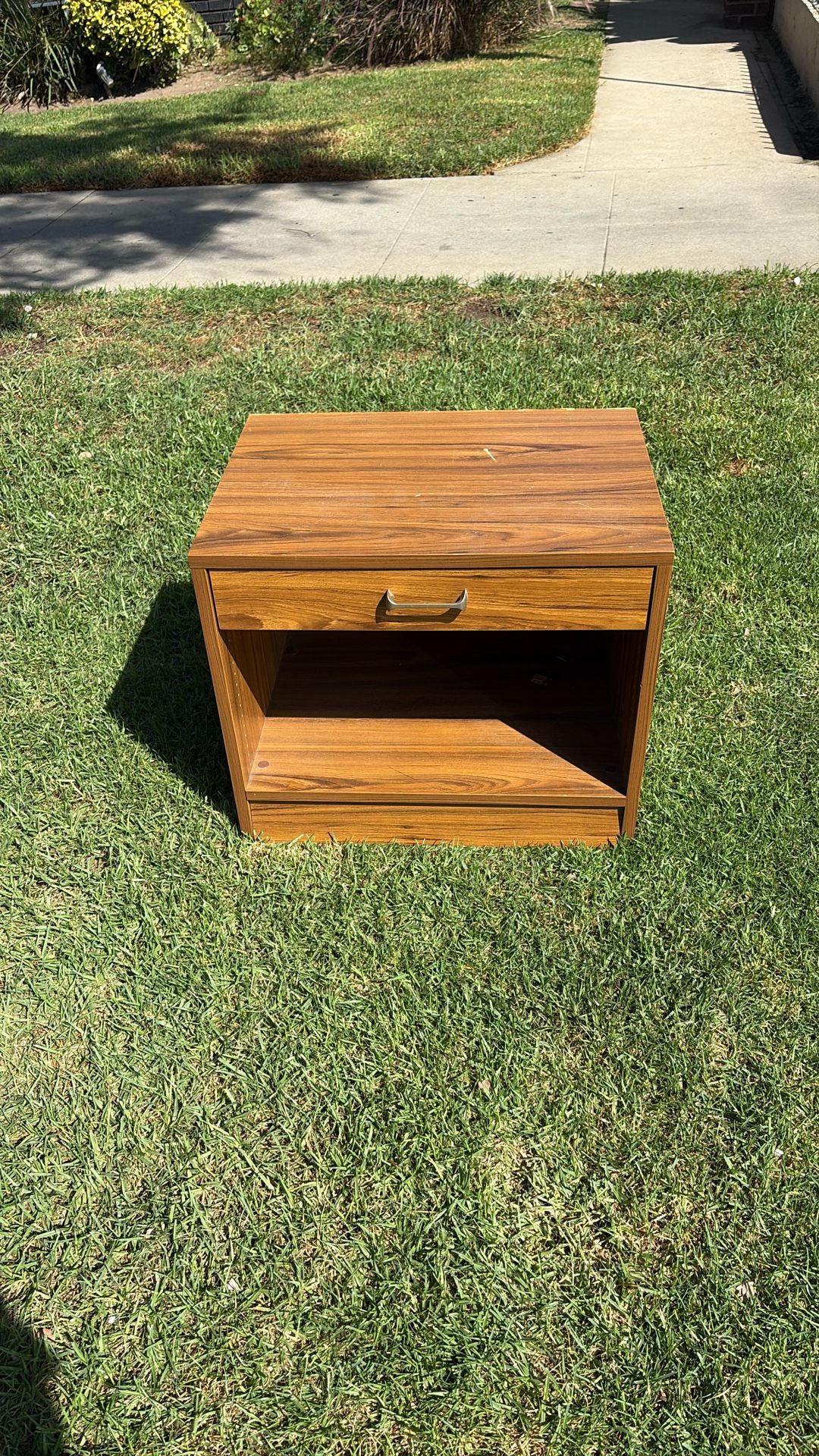 free nightstand