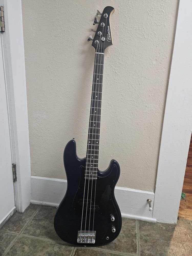 Silvertone Bass Guitar 
