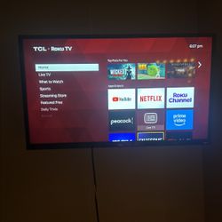 32” Roku Smart Tv