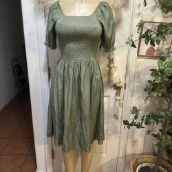 Women’s Size Small 