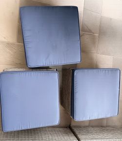 7-Piece Outdoor Patio Sectional Dining Set – $600