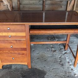 Wood Desk With Hutch