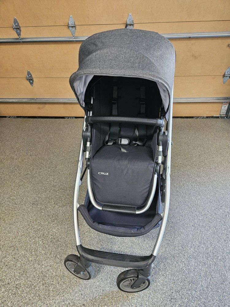 UPPAbaby Cruz stroller
