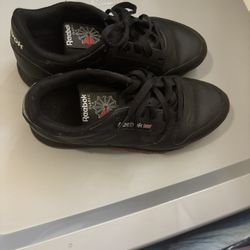 Women’s Classic Reebox Size 8