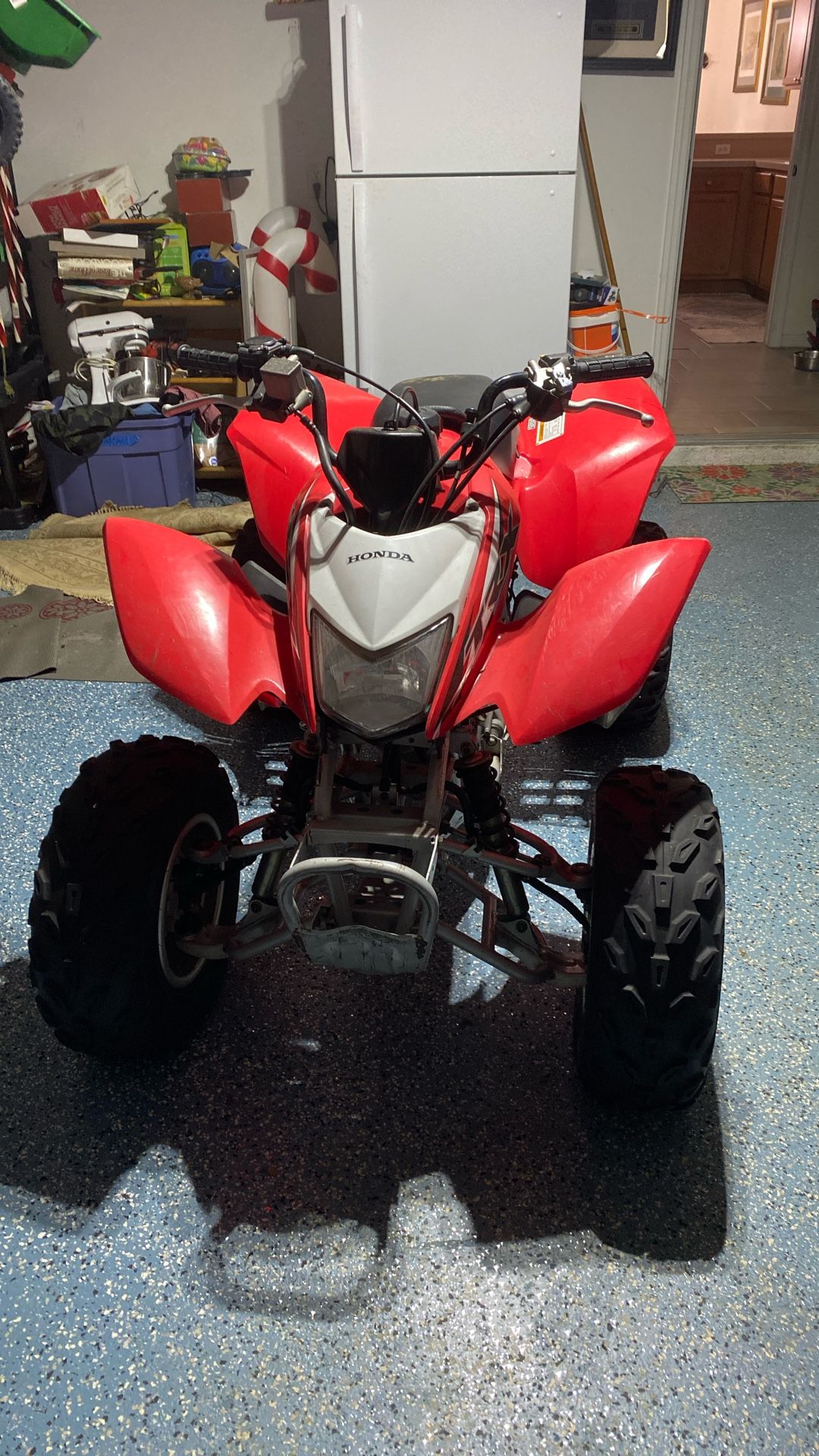 Atv Honda Needs Battery And Carborator Cleaned