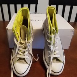 Women's High Top Converse All Stars Size 5