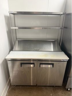 2 Door Refrigerated Sandwich Prep Table Avantco APT-48-HC 47" incl overshelf