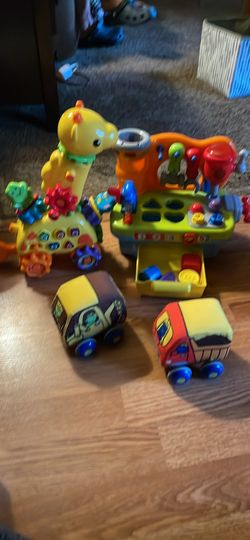 Vtech toys  noises and lights all like new