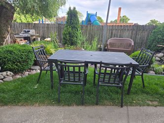 Outdoor Table with Chairs