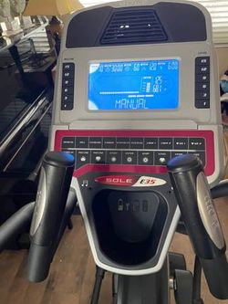 Perfect SOLE Elliptical Fitness Equipment
Model : E35
Brand:SOLE
Like New condition.
Great work