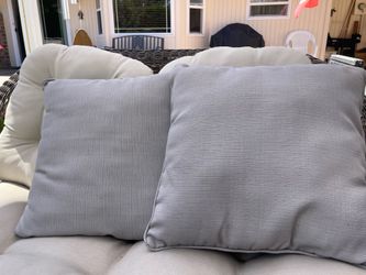 Outdoor patio pillows