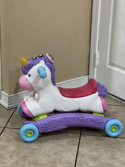 BABY LEARNING UNICORN 🦄