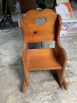 Rocking chair (child)