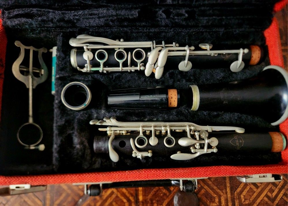 Vintage Normandy 4 Clarinet