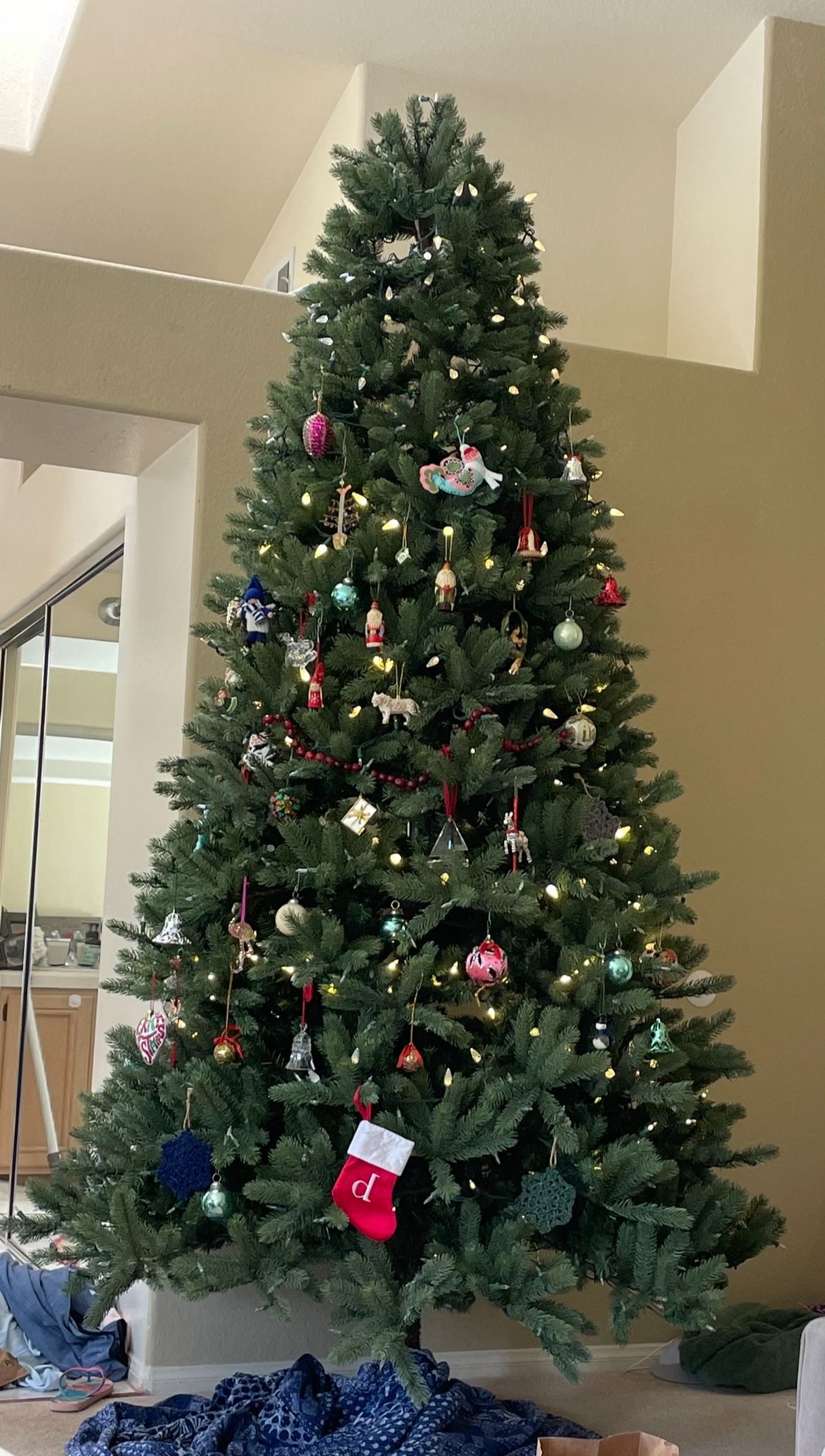 Costco 9 ft Christmas Tree