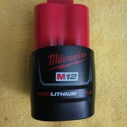 Milwaukee M12 Red Lithium Battery Pack 