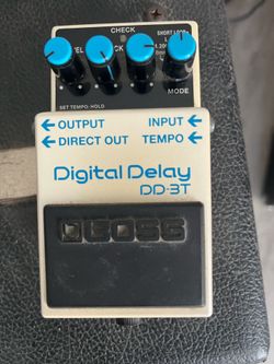 Boss dd-3t digital delay  guitar pedal