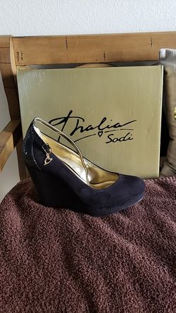 Thalia soda heels