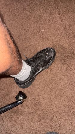 Shoe