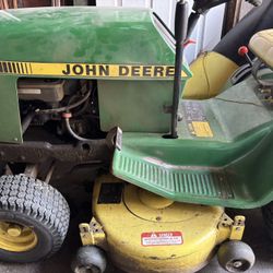 John Deere Riding Mower