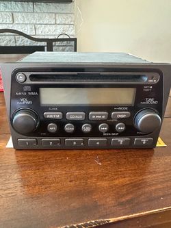 HONDA ELEMENT 2006 ORIGINAL STEREO IN PERFECT CONDITION