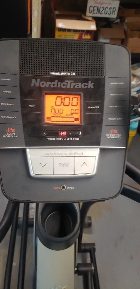 NordicTrack Elliptical E7sv Front Drive