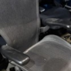 Hermin Miller Aeron B