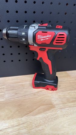 Milwaukee M18 Cordless Drill Driver