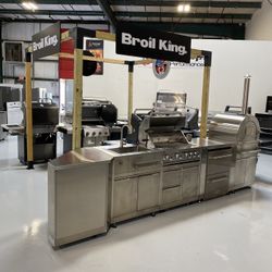 Outdoor Grills & Islands 