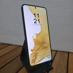 Samsung S22 Black 128Gb Unlocked For Any Carrier Battey Life: 100%