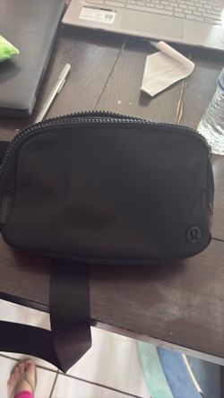 Everywhere belt bag