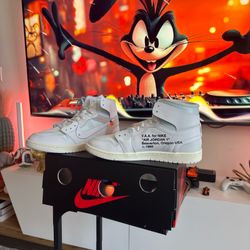 V.A.A Off White Alaska Size 14 Brand New