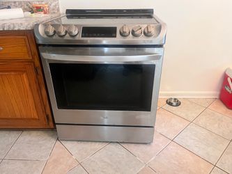 LG 30inch Electric Glasstop Stove $200obo