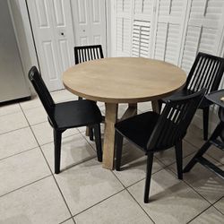 Wood Dining Table & Chairs 