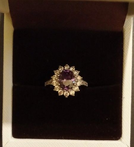 14kt White Gold Amethyst Ring