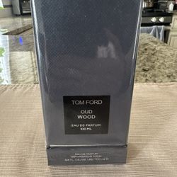 Tom Ford aud wood 3.4oz