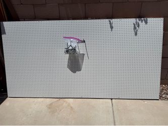 Pegboard 4’x8’ with 2x2 frame