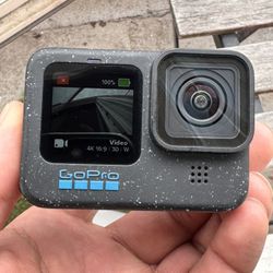 GoPro 12 - Black 